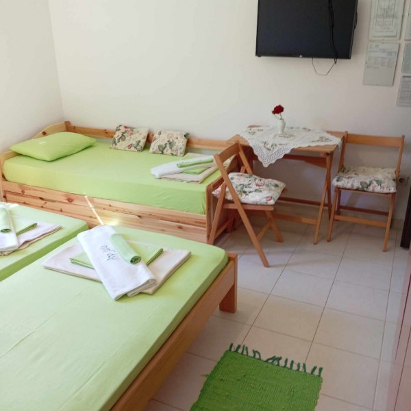 Bedrooms, Smještaj Julia, Apartments Julia near the sea, Martinšćica, Cres island, Croatia Martinšćica