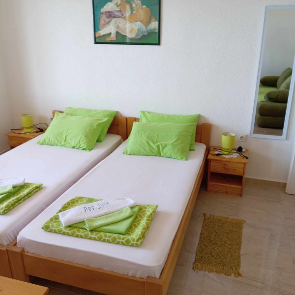 Bedrooms, Smještaj Julia, Apartments Julia near the sea, Martinšćica, Cres island, Croatia Martinšćica