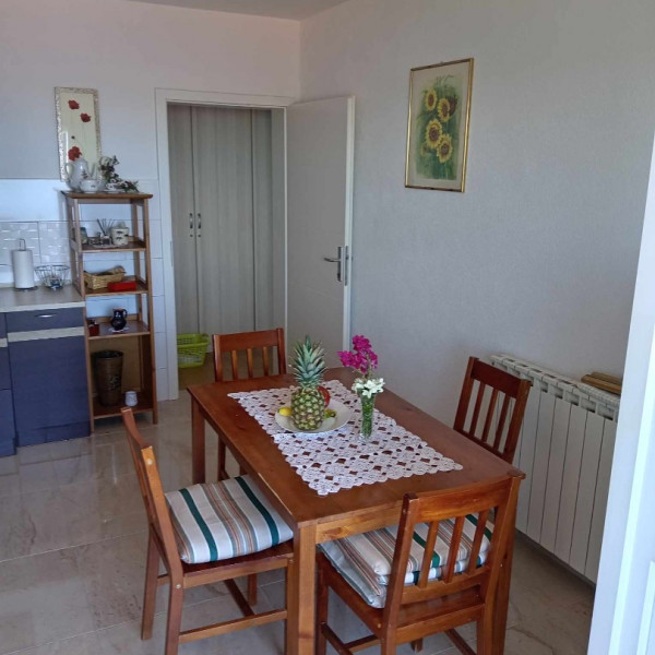 Kitchen, Smje&scaron;taj Julia, Apartments Julia near the sea, Martin&scaron;ćica, Cres island, Croatia Martin&scaron;ćica