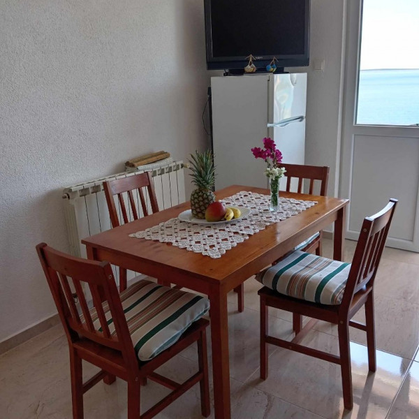 Kitchen, Smještaj Julia, Apartments Julia near the sea, Martinšćica, Cres island, Croatia Martinšćica