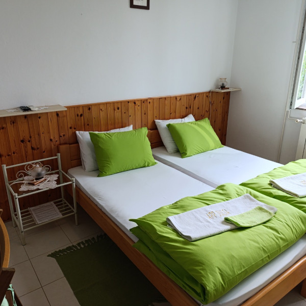 Bedrooms, Smje&scaron;taj Julia, Apartments Julia near the sea, Martin&scaron;ćica, Cres island, Croatia Martin&scaron;ćica