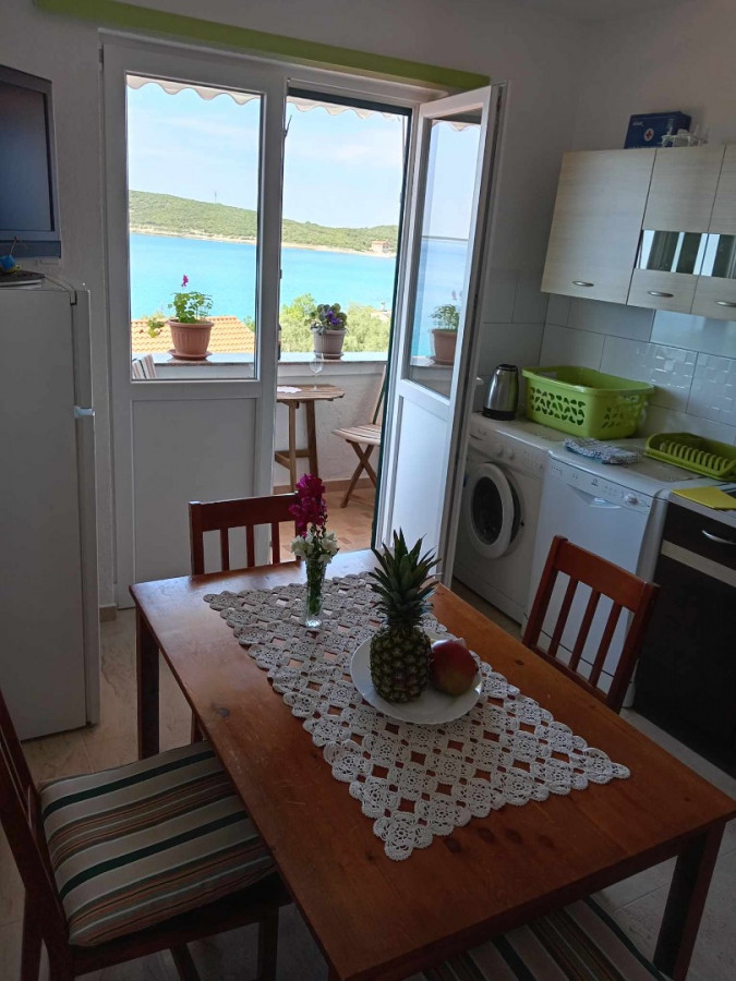 Julia 2, Apartments Julia near the sea, Martin&scaron;ćica, Cres island, Croatia Martin&scaron;ćica